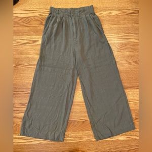 Z Supply flat front pleated wide-leg crop pants with pockets XS